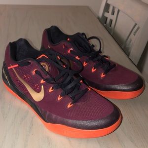 Nike Kobe IX Basketball Shoes